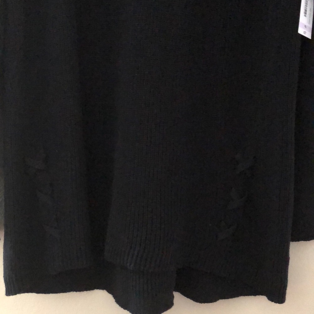 a.n.a Petite  Elliptical Hem Crew Neck Sweater - Picture 5 of 5